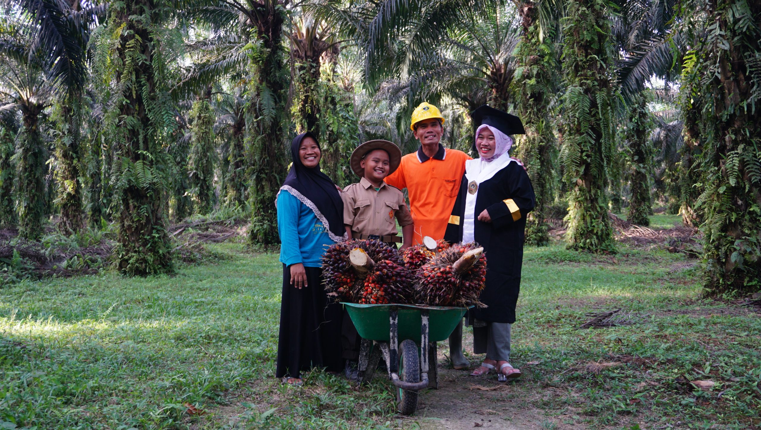 Asosiasi Petani Kelapa Sawit Swadaya Mandiri Tavola Rotonda Sull Olio